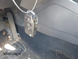 2015 Volkswagen Jetta SE с VIN 3VWD17AJ3FM239768, выставлен на аукционе IAAI как лот 41809453 с пробегом 151 967 миль миль и . История ставок и продаж доступна на DreamBid. Изображение 11.