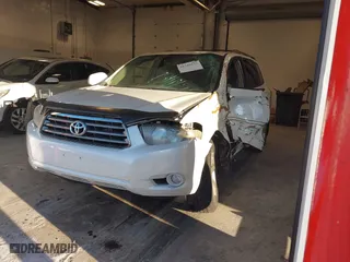 2009 Toyota Highlander Sport with VIN JTEES43A192117756, listed as a IAAI auction lot 41549335 with 111,943 mi miles. Bid and sale history available at carsss.com. Image 17.