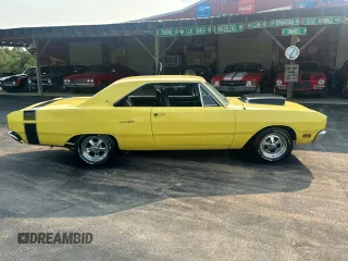 1969 Dodge Dart z VIN LP23D9E103561, wystawiony jako Copart lot #59427975 z przebiegiem 36 296 mil mil oraz Czysty tytuł • Clean title. Historia ofert i sprzedaży dostępna na DreamBid. Obrazek 9.