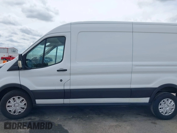 2019 Ford Transit with VIN 1FTYE2CM2KKB21876, listed as a IAAI auction lot 42026853 with Not provided miles and . Bid and sale history available at DreamBid. Image 14.