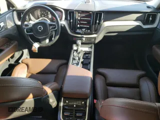 2018 Volvo XC60 Inscription with VIN LYVA22RLXJB097025, listed as a Copart auction lot 72199004 with 74,859 mi miles and Salvage Title. Bid and sale history available at DreamBid. Image 8.