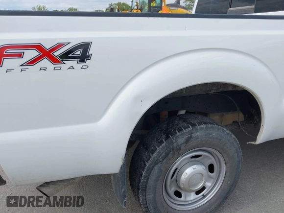 2015 Ford F-250 Lariat with VIN 1FT7W2B64FEB95963, listed as a IAAI auction lot 42389657 with 23,866 mi miles and . Bid and sale history available at DreamBid. Image 17.