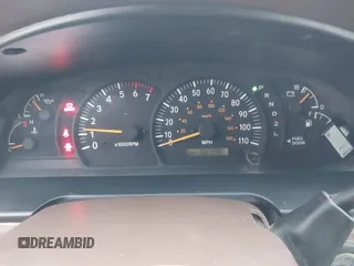 2002 Toyota Tundra SR5 with VIN 5TBRN34112S231284, listed as a IAAI auction lot 41886121 with 364,985 mi miles and . Bid and sale history available at DreamBid. Image 7.