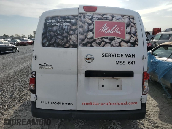 2018 Nissan NV200 S z VIN 3N6CM0KN8JK698925, wystawiony jako Copart lot #50991315 z przebiegiem Nie podano mil oraz Szkoda całkowita • Salvage title. Historia ofert i sprzedaży dostępna na DreamBid. Obrazek 6.