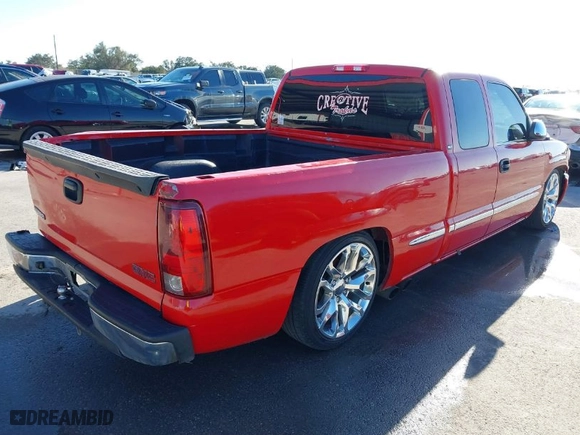 1999 GMC New Sierra 1500 SLE with VIN 1GTEK19T8XZ512050, listed as a IAAI auction lot 41663198 with 183,266 mi miles. Bid and sale history available at carsss.com. Image 4.