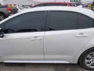 2020 Toyota Corolla LE with VIN JTDEPRAE7LJ073655, listed as a IAAI auction lot 41517910 with 83,251 mi miles. Bid and sale history available at carsss.com. Image 15.