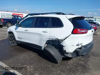 2018 Jeep Cherokee Latitude with VIN 1C4PJLCX9JD523890, listed as a IAAI auction lot 41741698 with 67,043 mi miles. Bid and sale history available at carsss.com. Image 3.