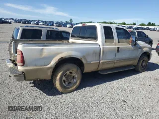 2000 Ford F-250 XL z VIN 1FTNX20L3YEE20339, wystawiony jako Copart lot #56939445 z przebiegiem Nie podano mil oraz Szkoda całkowita • Salvage title. Historia ofert i sprzedaży dostępna na DreamBid. Obrazek 3.