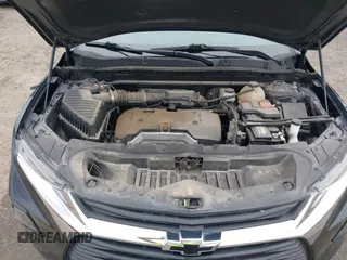 2020 Chevrolet Blazer LT z VIN 3GNKBBRA4LS711327, wystawiony jako IAAI lot #41921073 z przebiegiem 86 850 mil mil oraz . Historia ofert i sprzedaży dostępna na DreamBid. Obrazek 10.