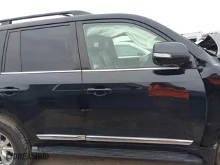 2016 Toyota Land Cruiser with VIN JTMCY7AJ6G4038101, listed as a IAAI auction lot 41613369 with 151,593 mi miles. Bid and sale history available at carsss.com. Image 14.