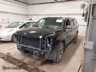 2017 Chevrolet Suburban Premier with VIN 1GNSKJKC3HR260195, listed as a IAAI auction lot 41609363 with 166,447 mi miles. Bid and sale history available at carsss.com. Image 21.
