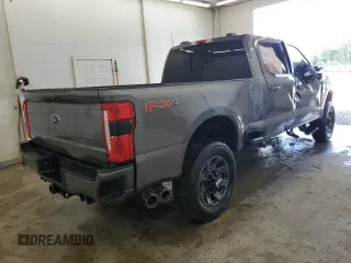 2024 Ford F-250 XL with VIN 1FT8W2BT4REF94743, listed as a Copart auction lot 59032215 with 6,661 mi miles and Salvage title. Bid and sale history available at DreamBid. Image 3.