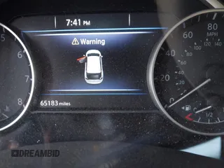 2022 Nissan Murano SV z VIN 5N1AZ2BJ5NC127825, wystawiony jako IAAI lot #42236711 z przebiegiem 65 183 mil mil oraz . Historia ofert i sprzedaży dostępna na DreamBid. Obrazek 7.
