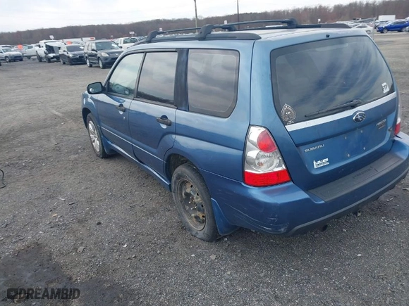 2008 Subaru Forester (Natl) X with VIN JF1SG63658H711915, listed as a IAAI auction lot 41827523 with 277,400 mi miles. Bid and sale history available at carsss.com. Image 3.