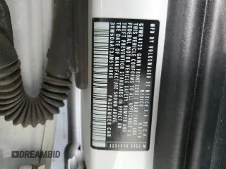 2018 Volkswagen Beetle S z VIN 3VW5DAAT3JM514865, wystawiony jako Copart lot #41675185 z przebiegiem Nie podano mil oraz Szkoda całkowita • Salvage title. Historia ofert i sprzedaży dostępna na DreamBid. Obrazek 14.