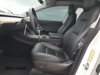 2021 Tesla Model Y Long Range z VIN 5YJYGDEE0MF299944, wystawiony jako Copart lot #55424295 z przebiegiem 54 698 mil mil oraz Szkoda całkowita • Salvage title. Historia ofert i sprzedaży dostępna na DreamBid. Obrazek 7.