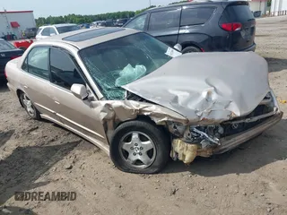 2000 Honda Accord EX z VIN 1HGCG1651YA025062, wystawiony jako IAAI lot #42123069 z przebiegiem 221 614 mil mil oraz . Historia ofert i sprzedaży dostępna na DreamBid. Obrazek 1.