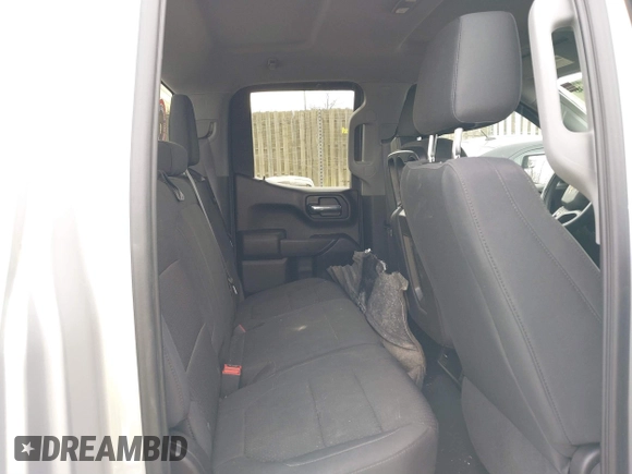 2020 Chevrolet Silverado 1500 Custom with VIN 1GCRWBEKXLZ375096, listed as a IAAI auction lot 41299675 with 32,046 mi miles. Bid and sale history available at carsss.com. Image 8.