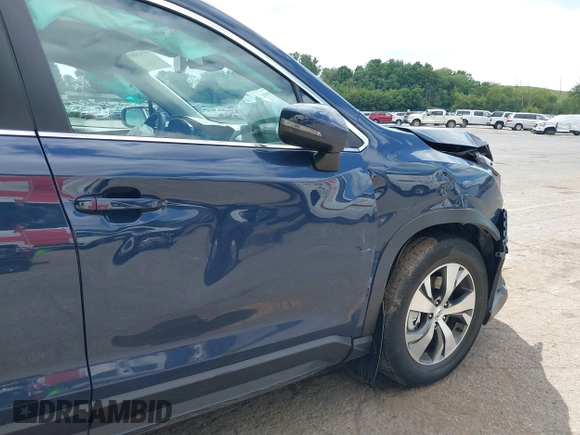 2023 Subaru Ascent Premium z VIN 4S4WMACD6P3419252, wystawiony jako IAAI lot #40145883 z przebiegiem 22 589 mil mil oraz . Historia ofert i sprzedaży dostępna na DreamBid. Obrazek 19.