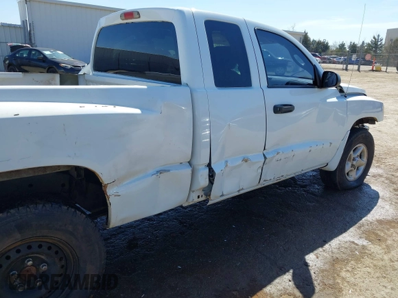 2006 Dodge Dakota ST with VIN 1D7HE22KX6S626639, listed as a IAAI auction lot 41791468 with 181,327 mi miles and . Bid and sale history available at DreamBid. Image 6.