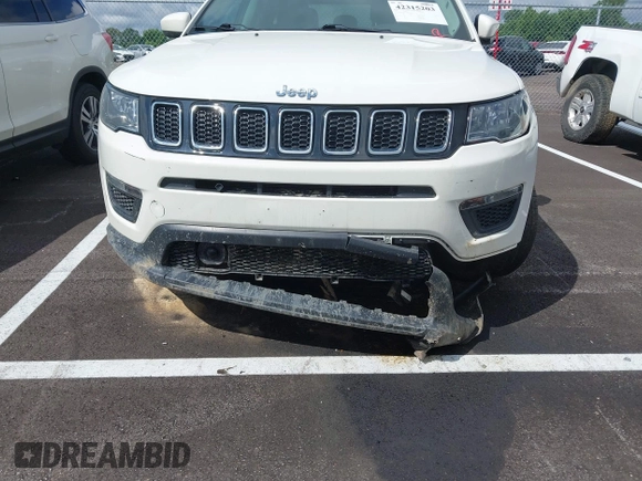 2020 Jeep Compass Sport с VIN 3C4NJCAB2LT219828, выставлен на аукционе IAAI как лот 42315203 с пробегом 17 507 миль миль и . История ставок и продаж доступна на DreamBid. Изображение 6.