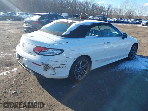 2019 Mercedes-Benz C 300 с VIN WDDWK8EB7KF828792, выставлен на аукционе IAAI как лот 41267574 с пробегом 61 168 миль миль и . История ставок и продаж доступна на DreamBid. Изображение 4.