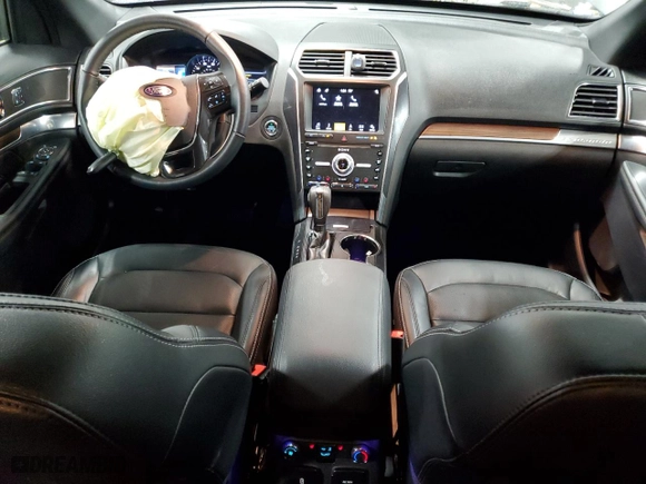 2019 Ford Explorer Limited with VIN 1FM5K8F88KGB39522, listed as a Copart auction lot 49106015 with 28,238 mi miles and Salvage Title. Bid and sale history available at carsss.com. Image 8.