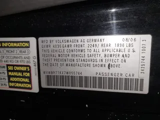 2007 Volkswagen Rabbit with VIN WVWBR71KX7W055764, listed as a IAAI auction lot 41282462 with 179,475 mi miles. Bid and sale history available at carsss.com. Image 9.