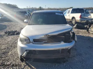 2014 Kia Soul with VIN KNDJN2A27E7743495, listed as a Copart auction lot 77397004 with 111,617 mi miles and Salvage Title. Bid and sale history available at carsss.com. Image 5.