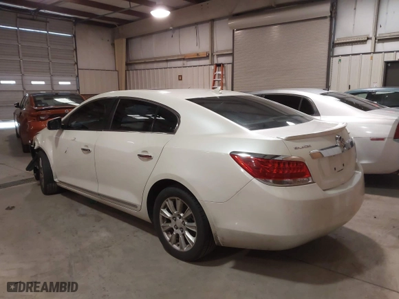 2012 Buick LaCrosse Leather with VIN 1G4GC5ER3CF182574, listed as a IAAI auction lot 41579024 with 136,484 mi miles. Bid and sale history available at carsss.com. Image 3.