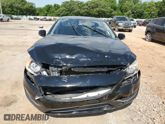 2015 Volvo V60 z VIN YV140MEA2F1209442, wystawiony jako Copart lot #54936914 z przebiegiem Nie podano mil oraz Szkoda całkowita • Salvage title. Historia ofert i sprzedaży dostępna na DreamBid. Obrazek 5.
