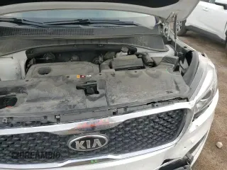 2017 Kia Sorento LX with VIN 5XYPG4A31HG218786, listed as a Copart auction lot 82127485 with 42,589 mi miles and Salvage title. Bid and sale history available at DreamBid. Image 14.