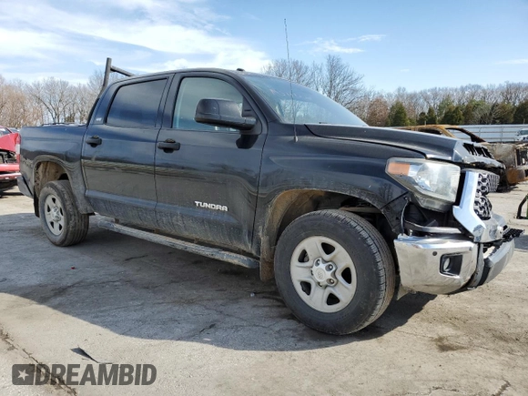 2018 Toyota Tundra 2WD SR5 with VIN 5TFEM5F18JX124954, listed as a Copart auction lot 46666015 with 101,300 mi miles and Salvage Title. Bid and sale history available at carsss.com. Image 4.