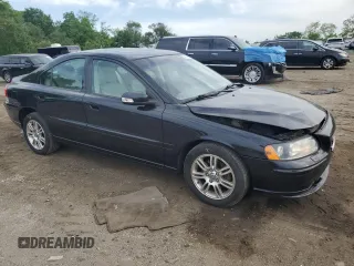 2007 Volvo S60 2.5L Turbo with VIN YV1RH592072606327, listed as a Copart auction lot 70507484 with 127,729 mi miles and Non Repairable. Bid and sale history available at carsss.com. Image 4.