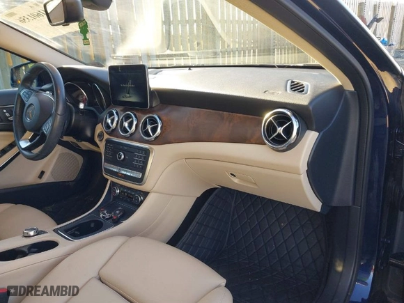 2018 Mercedes-Benz GLA with VIN WDCTG4GB1JJ426289, listed as a IAAI auction lot 41601356 with 68,206 mi miles. Bid and sale history available at carsss.com. Image 5.