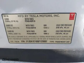 2016 Tesla Model S 70 kWh Battery with VIN 5YJSA1E16GF129997, listed as a IAAI auction lot 42108270 with 1 mi miles. Bid and sale history available at carsss.com. Image 9.