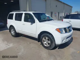 2006 Nissan Pathfinder SE with VIN 5N1AR18U16C600830, listed as a IAAI auction lot 41639635 with 252,214 mi miles. Bid and sale history available at carsss.com. Image 1.