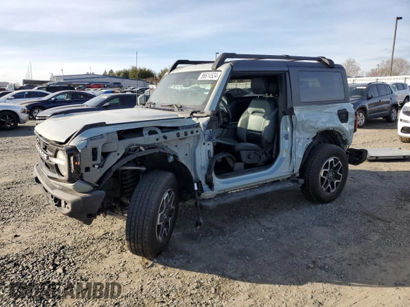 2022 Ford Bronco with VIN 1FMDE5CP0NLB48255, listed as a Copart auction lot 86614524 with 16,826 mi miles and Salvage title. Bid and sale history available at DreamBid. Image 1.