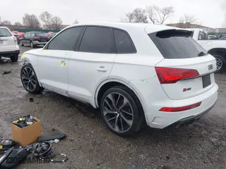 2024 Audi SQ5 Premium Plus with VIN WA1B4AFY2R2016549, listed as a IAAI auction lot 41835283 with 8,126 mi miles. Bid and sale history available at carsss.com. Image 3.