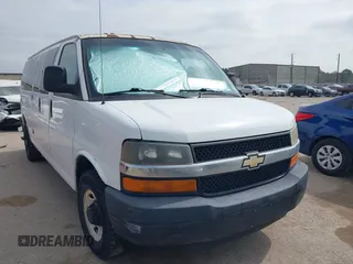 2007 Chevrolet Express Passenger with VIN 1GAHG39U671185576, listed as a IAAI auction lot 41551300 with Not provided miles and . Bid and sale history available at DreamBid. Image 1.