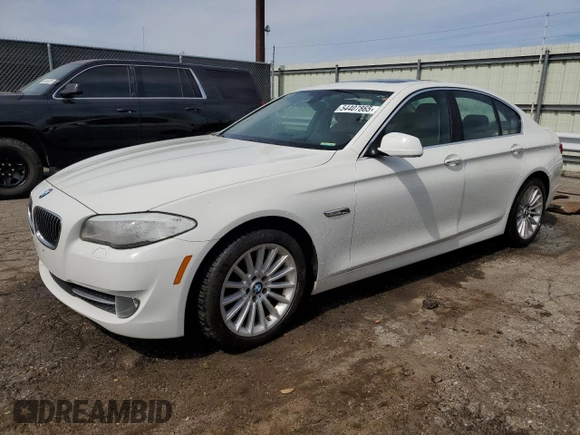 2013 BMW 5 Series 535i xDrive with VIN WBAFU7C54DDU69196, listed as a Copart auction lot 54407865 with 184,091 mi miles and Clean Title. Bid and sale history available at carsss.com. Image 1.