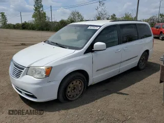 2016 Chrysler Town & Country Touring L z VIN 2C4RC1CG0GR302305, wystawiony jako Copart lot #56725975 z przebiegiem 257 148 mil mil oraz Szkoda całkowita • Salvage title. Historia ofert i sprzedaży dostępna na DreamBid. Obrazek 1.