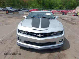 2013 Chevrolet Camaro SS с VIN 2G1FK1EJXD9112353, выставлен на аукционе IAAI как лот 42196264 с пробегом 71 339 миль миль и . История ставок и продаж доступна на DreamBid. Изображение 12.