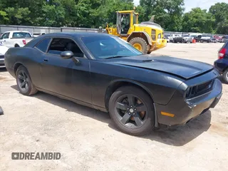 2009 Dodge Challenger R/T z VIN 2B3LJ54T39H598803, wystawiony jako IAAI lot #42535926 z przebiegiem 221 827 mil mil oraz . Historia ofert i sprzedaży dostępna na DreamBid. Obrazek 1.