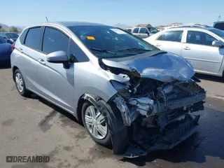2019 Honda Fit LX with VIN 3HGGK5H43KM721363, listed as a IAAI auction lot 41670742 with 33,822 mi miles. Bid and sale history available at carsss.com. Image 1.