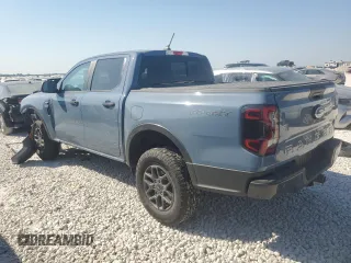 2024 Ford Ranger XLT with VIN 1FTER4GH9RLE15232, listed as a Copart auction lot 76024594 with 3,880 mi miles and Salvage Title. Bid and sale history available at carsss.com. Image 2.
