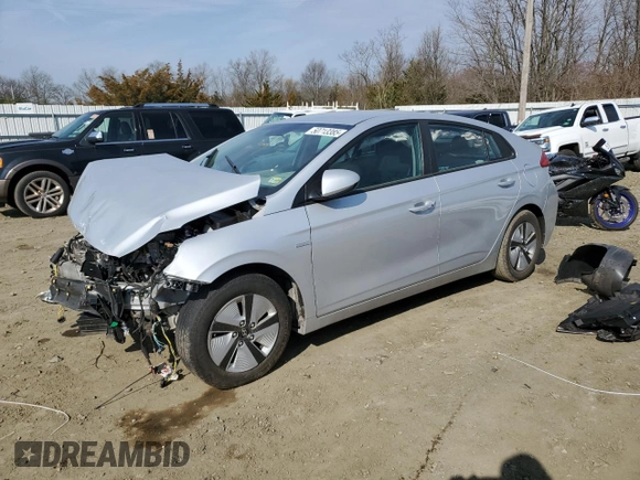 2017 Hyundai Ioniq Blue z VIN KMHC65LCXHU048264, wystawiony jako Copart lot #55485165 z przebiegiem Nie podano mil oraz Szkoda całkowita • Salvage title. Historia ofert i sprzedaży dostępna na DreamBid. Obrazek 1.