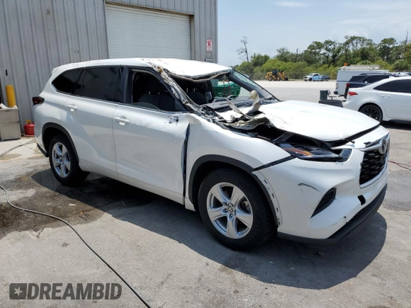 2020 Toyota Highlander L with VIN 5TDCZRAH2LS029755, listed as a Copart auction lot 57993075 with 68,511 mi miles and Non repairable. Bid and sale history available at DreamBid. Image 4.