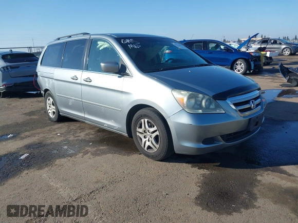 2006 Honda Odyssey EX with VIN 5FNRL38436B001144, listed as a IAAI auction lot 41372589 with 255,666 mi miles. Bid and sale history available at carsss.com. Image 1.