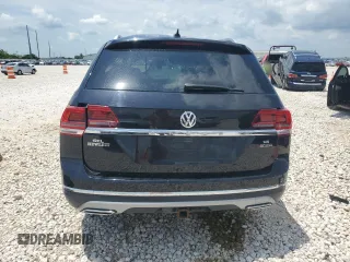 2018 Volkswagen Atlas SEL Premium with VIN 1V2NR2CA4JC529249, listed as a Copart auction lot 56370565 with Not provided miles and Salvage title. Bid and sale history available at DreamBid. Image 6.